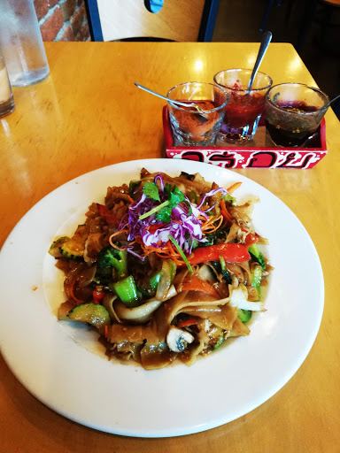Image of Aloy Modern Thai