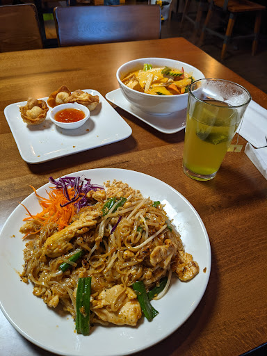 Image of Chada Thai Seattle Restaurant