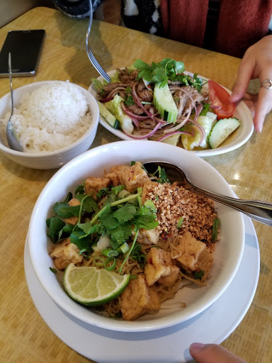 Image of Golden Singha Thai Cuisine