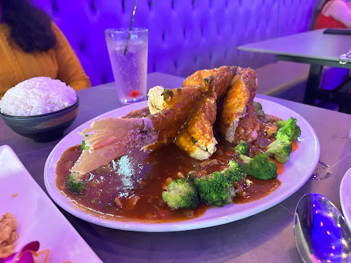 Image of Green Papaya Thai & Sushi (210 Location)