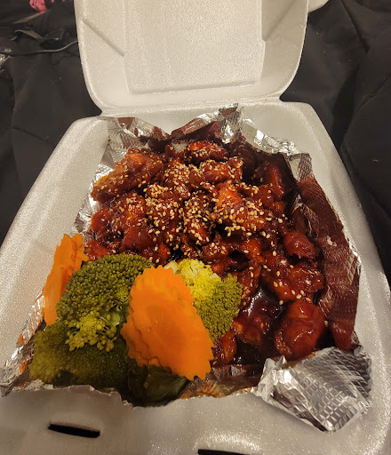 Image of J.B Mon Thai & Asian Cuisine