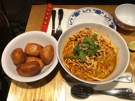 Image of Pig and Khao