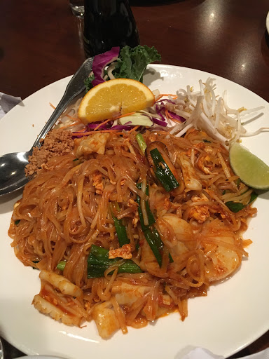 Image of SriThai: Thai Kitchen and Sushi Bar (Duluth)