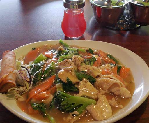 Image of Yoshi Sushi & Thai